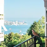 Homie - Historical In The Center Of Besiktas