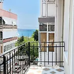 Homie - Historical In The Center Of Besiktas