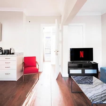 Homie - Historical In The Center Of Besiktas Apartment *