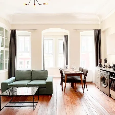 Apartament Homie - Historical In The Center Of Besiktas Stambuł