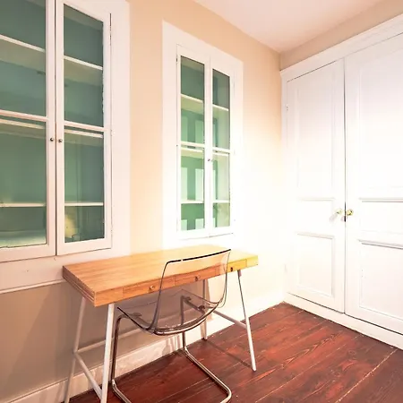 Apartmán Homie - Historical In The Center Of Besiktas *