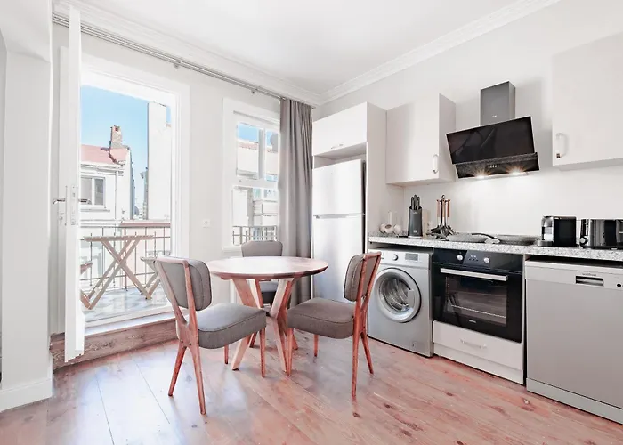 Apartment Homie - Historical In The Center Of Besiktas *