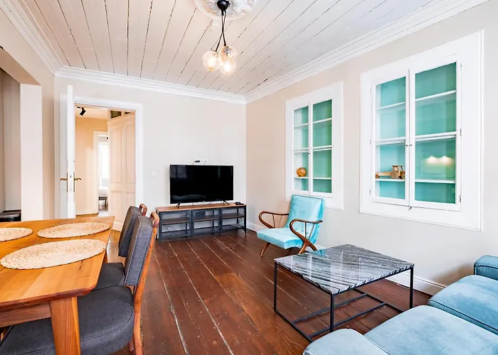 Apartment Homie - Historical In The Center Of Besiktas Istanbul