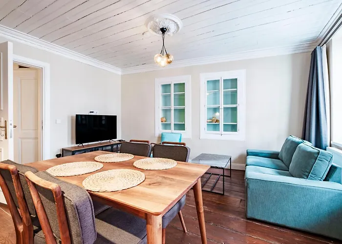 Homie - Historical In The Center Of Besiktas